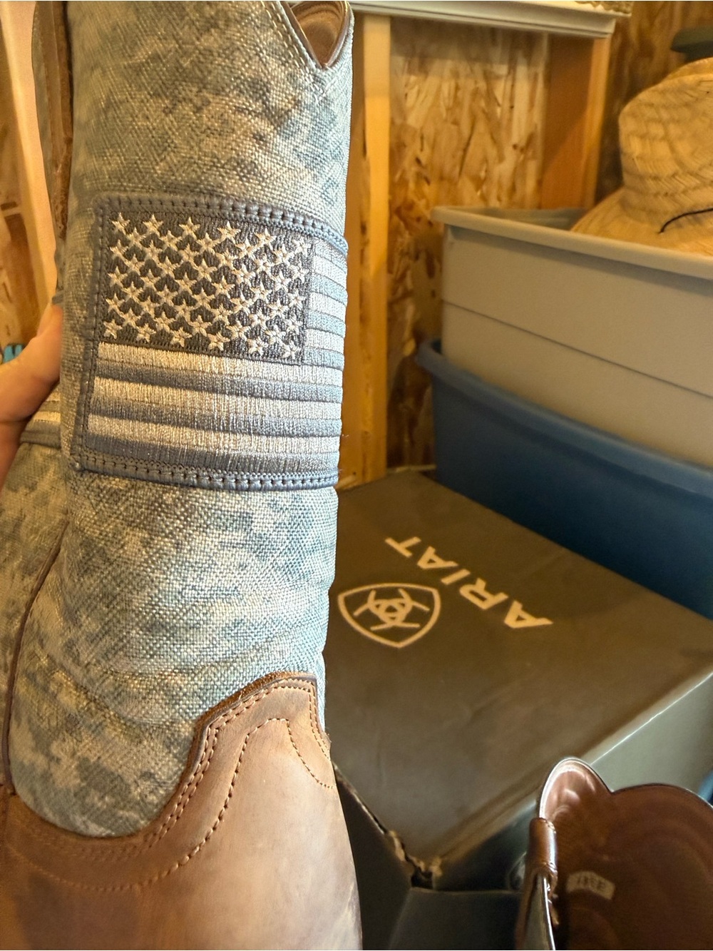 Ariat Brown Leather Western Pull-On Boot - Picture 3 of 5
